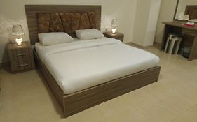 Rayan Hotel Suites